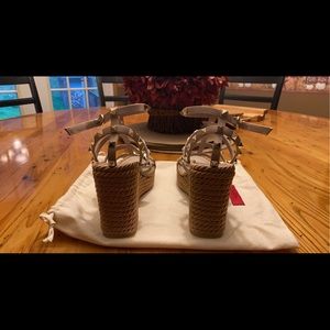 Valentino shoes size 38(8) never worn. Comes with the bag and Valentino box.